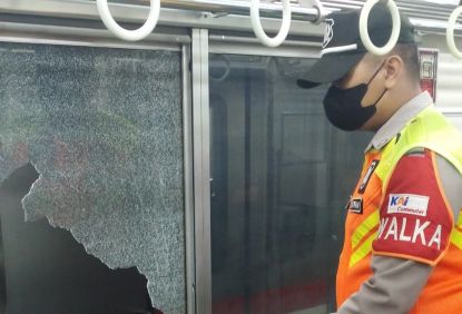 KAI Commuter Kecam Aksi Vandalisme Pelemparan Terhadap Sarana Commuterline Pada Selasa Malam Kemarin