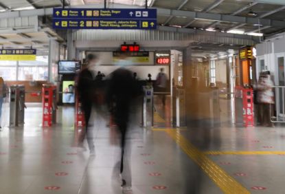 Tren Pengguna Naik 6% Pada Hari Libur, KAI Commuter Imbau Taati Aturan Naik Commuterline  