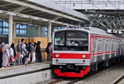 KAI Commuter Layani Lebih dari 1,1 Juta Pengguna Commuterline Jabodetabek Pada Libur Imlek 2023 Kemarin